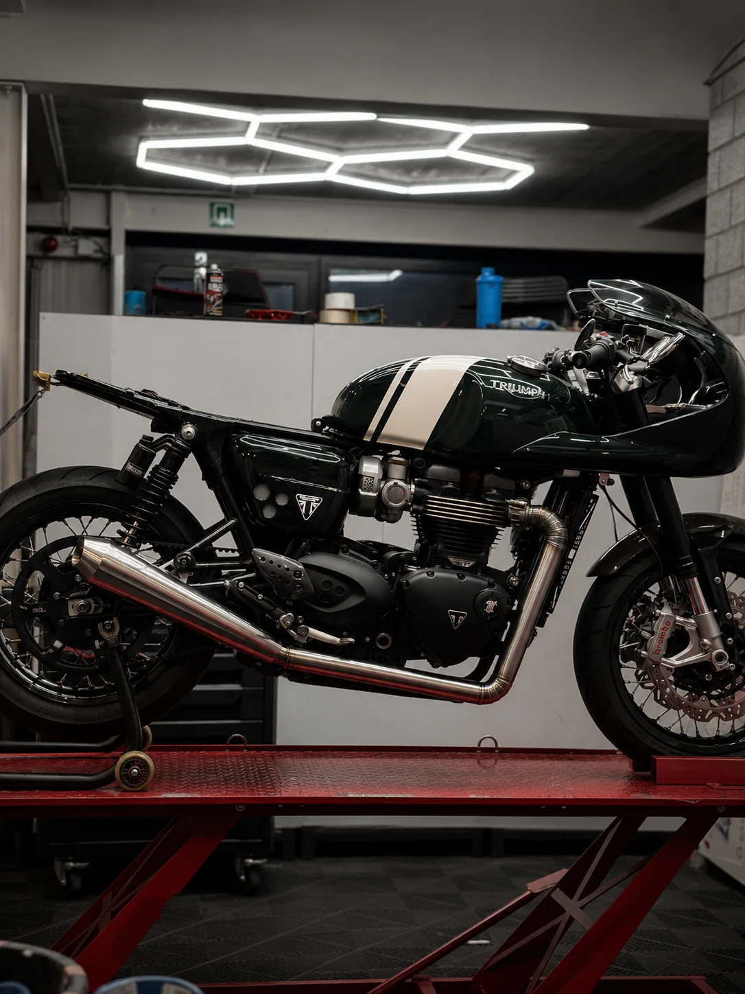 Triumph Thruxton R 2016 — Custom 2 inch uitlaat & cat delete