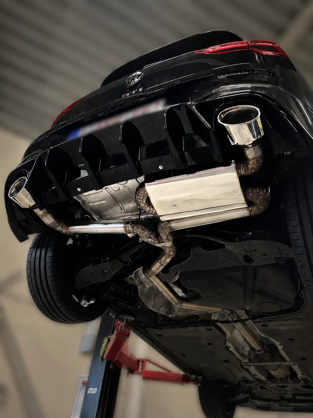Volkswagen Golf GTI 2022 — Custom 3 inch uitlaatlijn met pneumatisch kleppensysteem