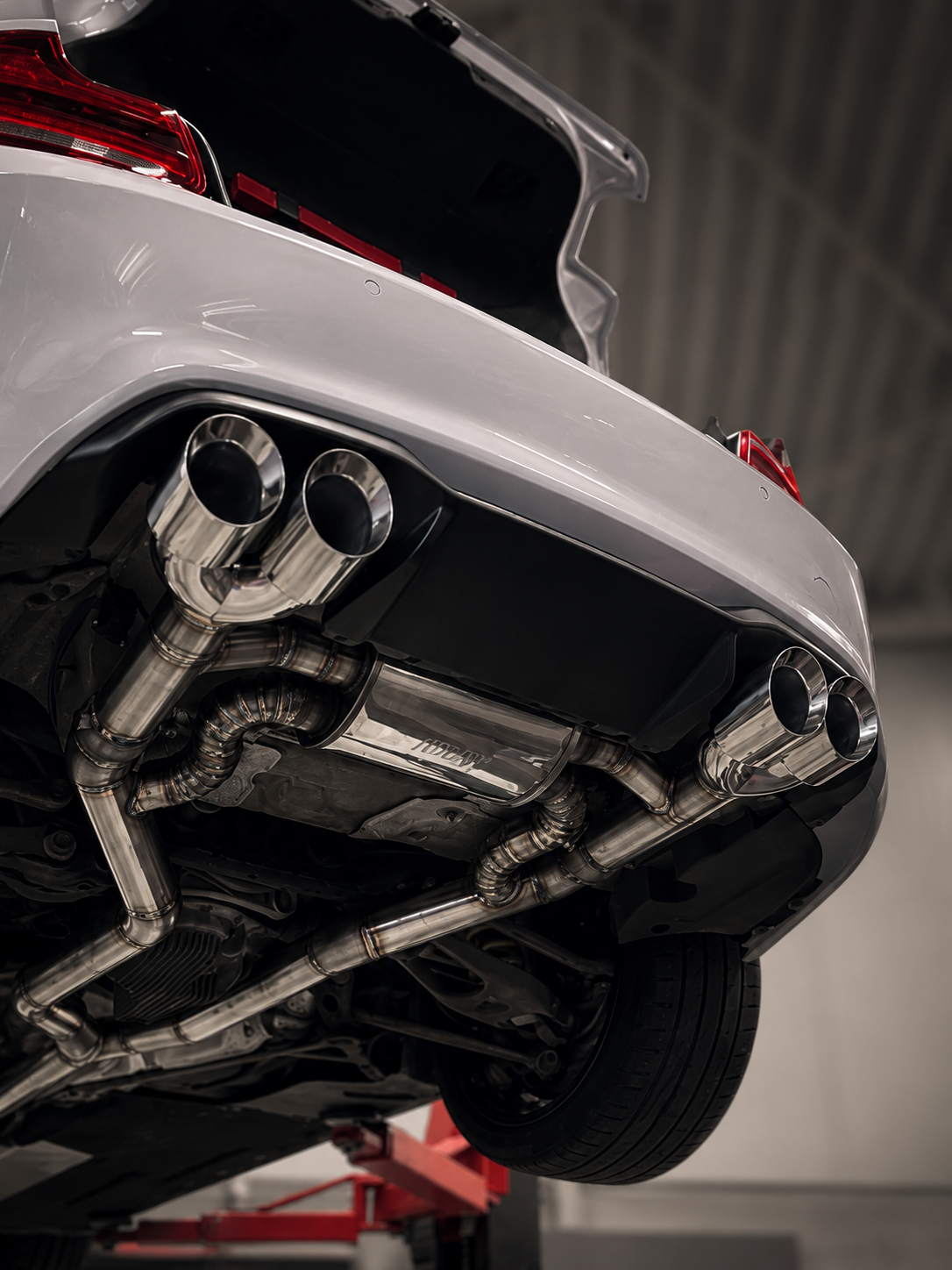 BMW F87 M2 Competition 2018 — Custom 3 inch uitlaatlijn met pneumatisch kleppensysteem
